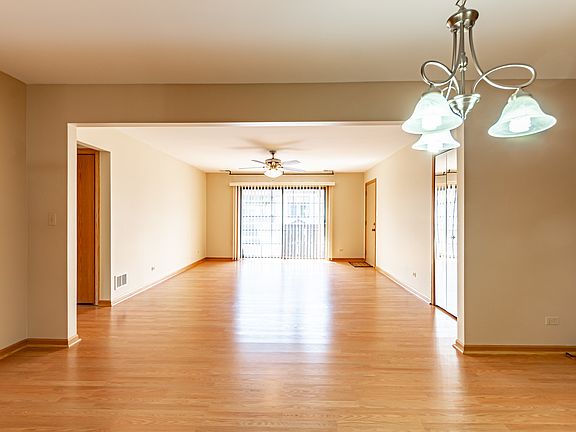 4th image of 11559 Autobahn Dr E APT 202