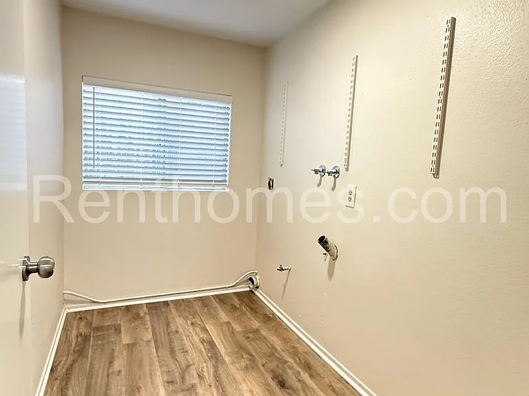 13322 Thunderhead St — Photo 9