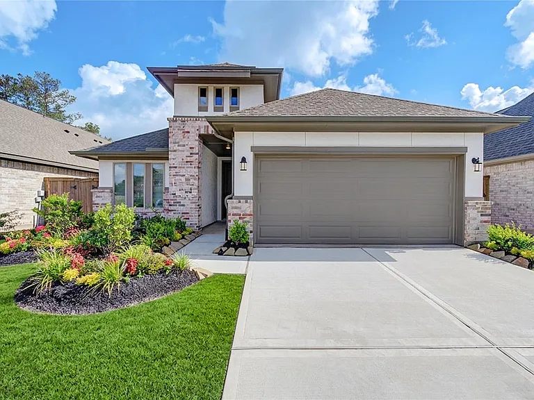 9515 Sierra Crest Ln — Photo 1