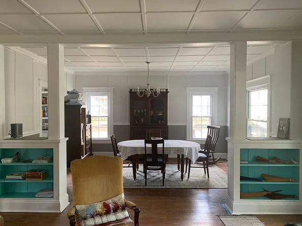 216 Cedar St, Hazard, KY 41701