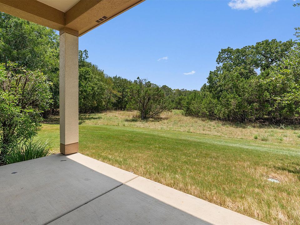 1st image of 215 Crockett Loop
