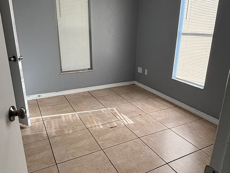 452 Apopka Hills Cir — Photo 10