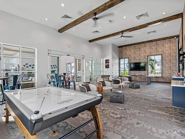 13138 Valletta Way #21-211 — Photo 32