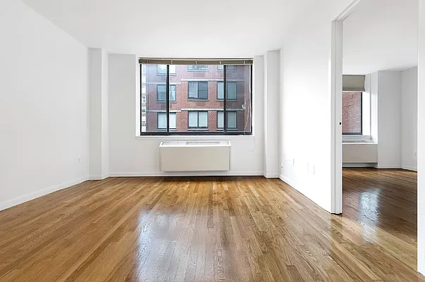 Rented by AZ REALTY NYC LLC | media 15