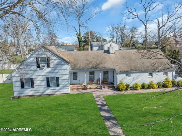 615 Wildwood Rd, West Allenhurst, NJ 07711