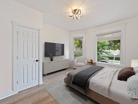 Bedroom virtually staged
