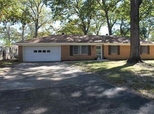 1304 Kent St, Longview, TX 75604