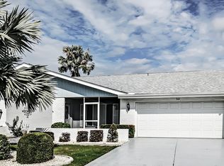 910 Bluewater Dr, Sun City Center, FL 33573