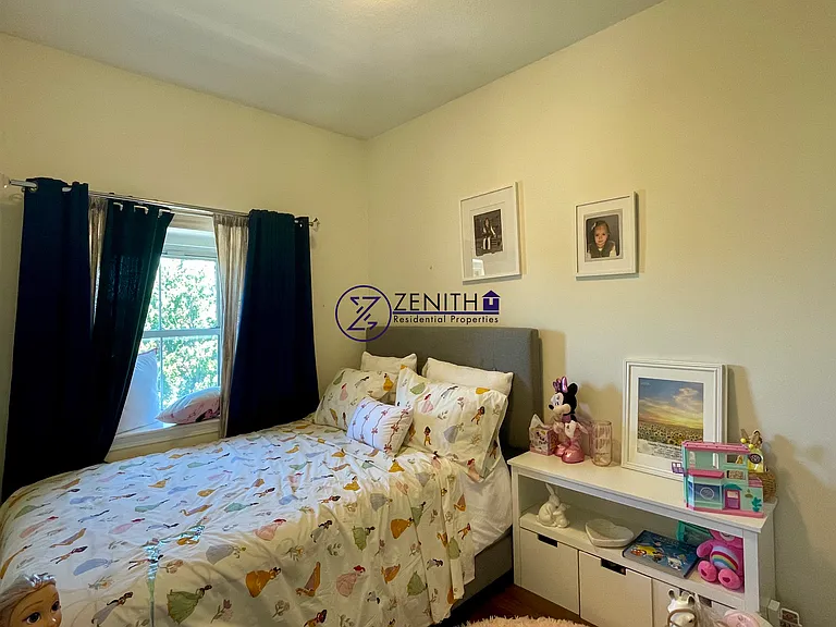475 Dudley St #3 — Photo 15