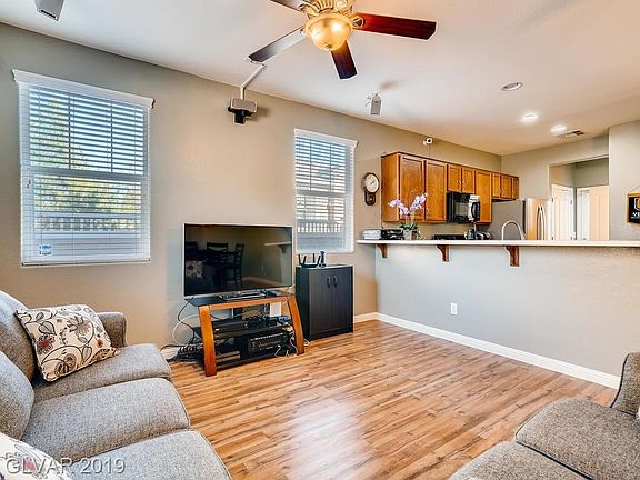 4th image of 114 Weisbrook Ct