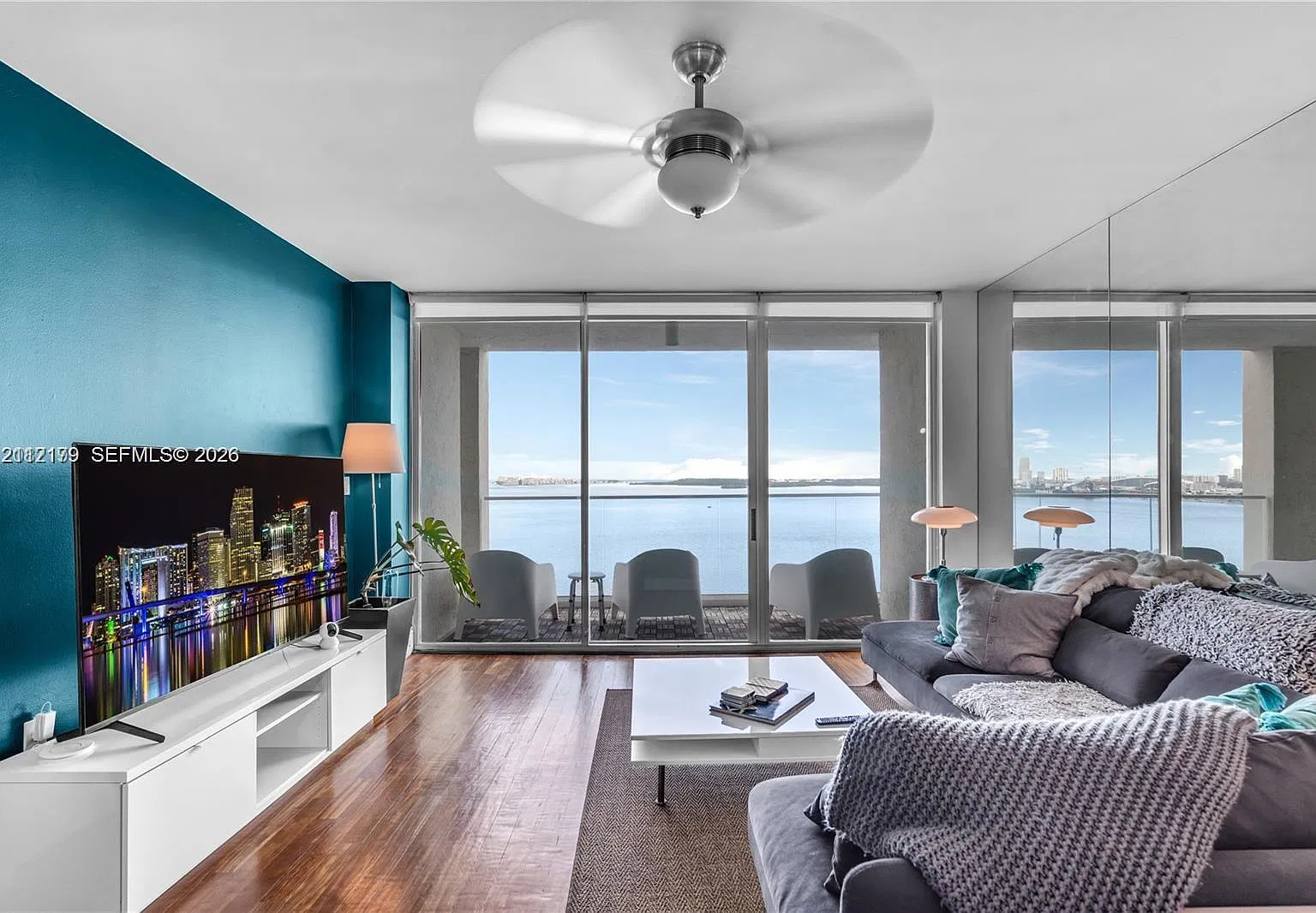 St Louis Condo — Photo 3