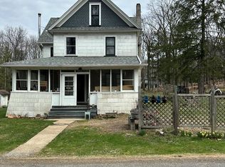 963 Pioneer Rd, Franklin, PA 16323