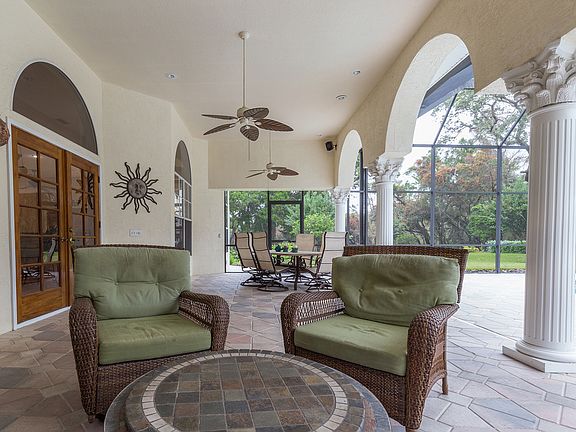 5th image of 2819 Meadowview Ct
