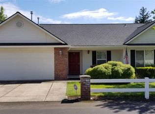 893 Wassom St APT A, Lebanon, OR 97355