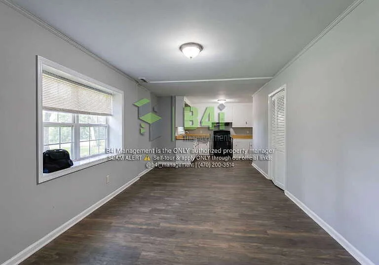 406 Hill St — Photo 4