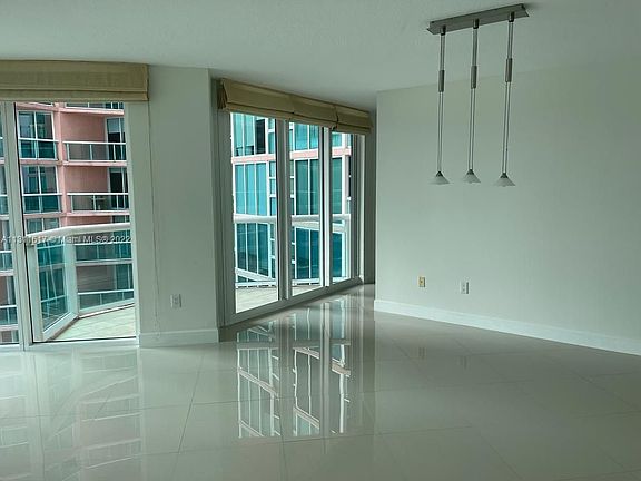 3rd image of 3370 Hidden Bay Dr APT 1809