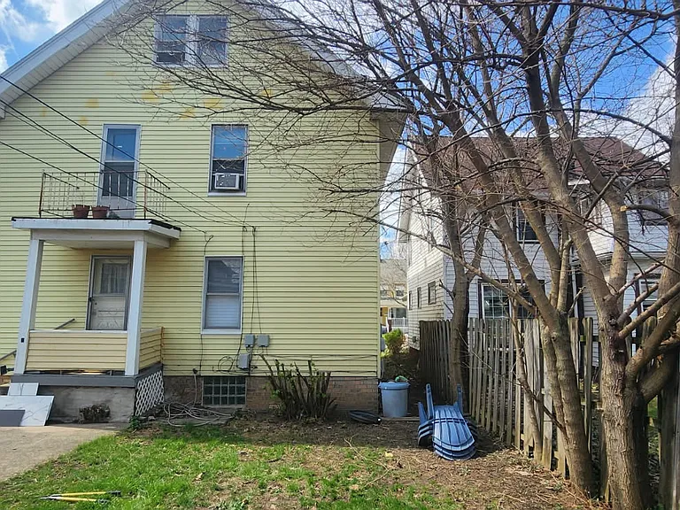 2041 Elbur Ave #1 — Photo 32