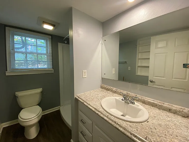 504 W 6th Ave #B — Photo 10
