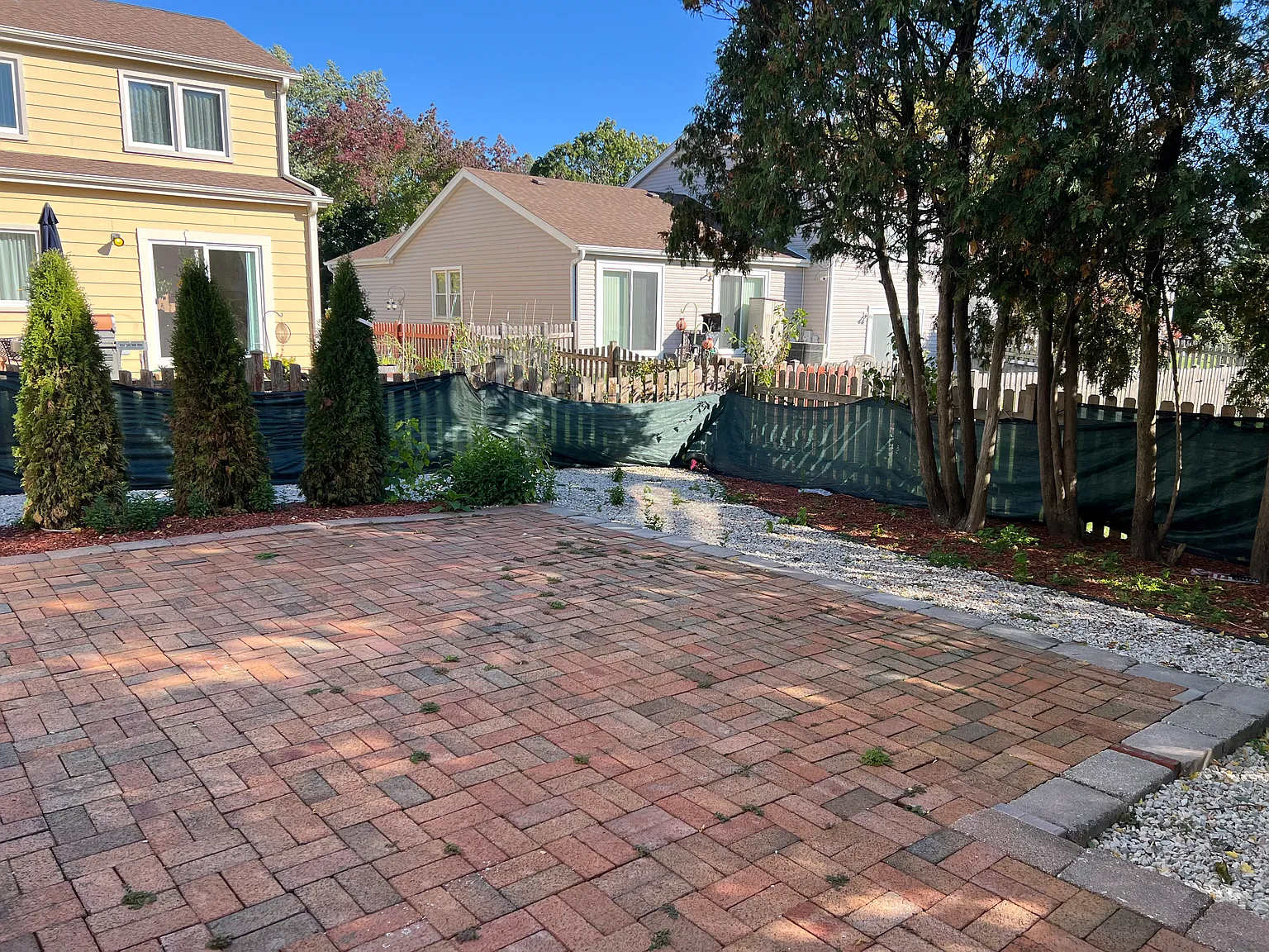 3 bed, 2.5 bath, 1837 sqft, $4,000 — Photo 3