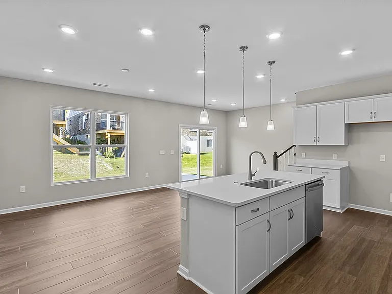 4984 Pebble Ct — Photo 12