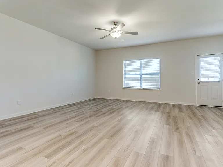 326 Stone Ct — Photo 19