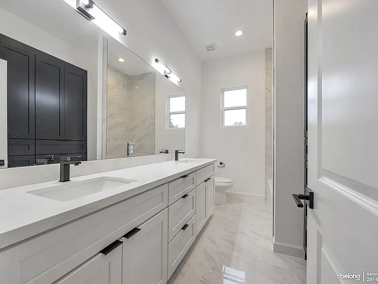 3402 Nathaniel Brown St #B — Photo 23