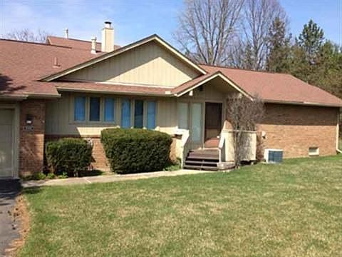 1st image of 5555 Walnut Cir E #1