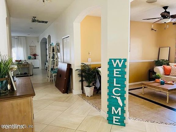 3rd image of 3139R Wandering Oaks Dr