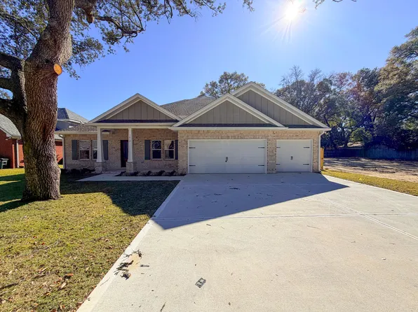 1619 Moore St, Niceville, FL 32578