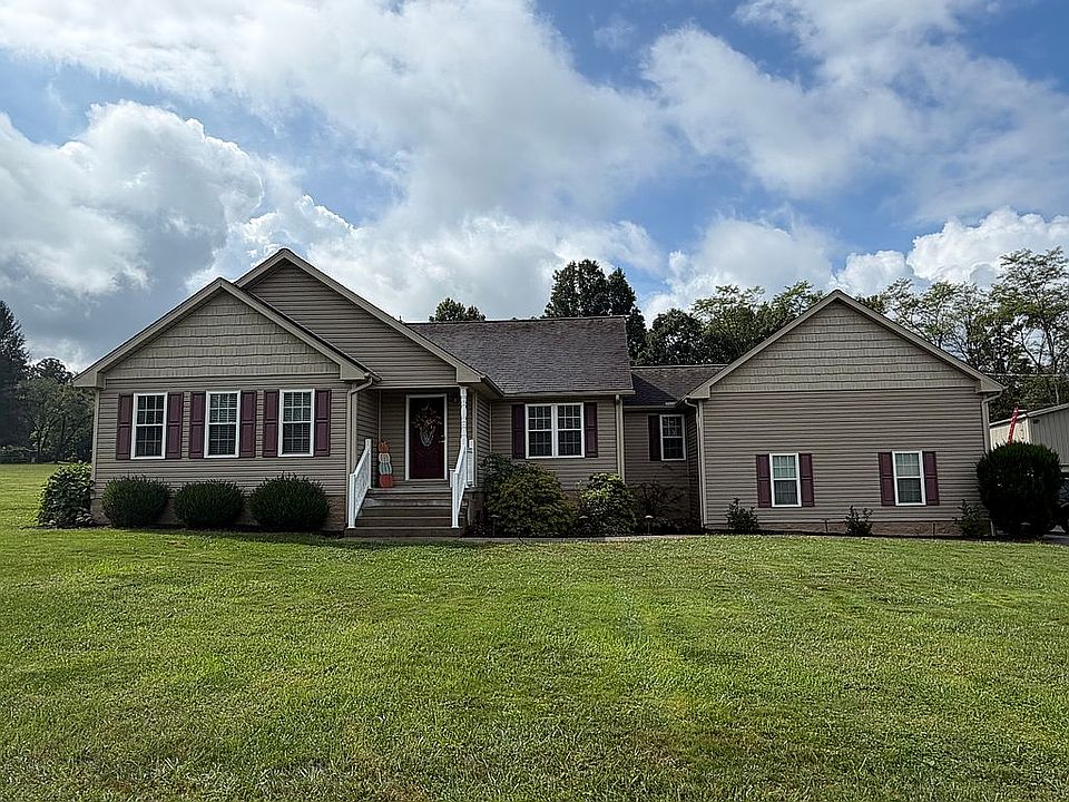 1st image of 131 Parma Ln