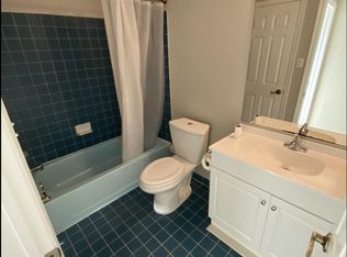 1206 Beacon Hill Dr #12, Southampton, PA 18966