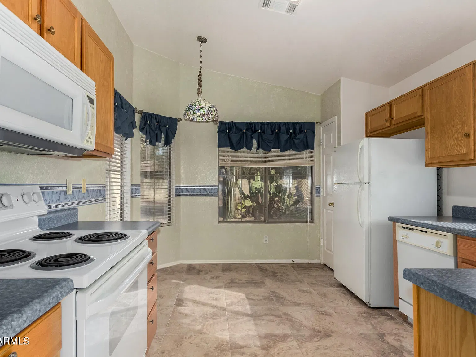 3 bed, 1277 sqft, $1,800 — Photo 4