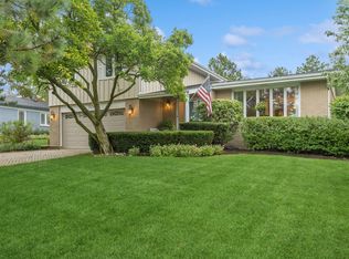 526 Bonnie Brae Rd, Hinsdale, IL 60521