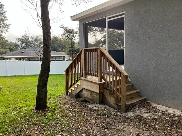 7013 Odoniel Loop W — Photo 30