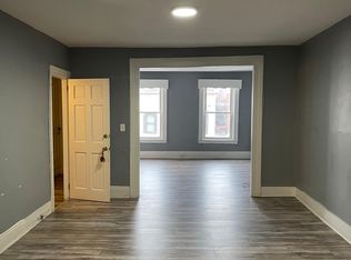 322 4th St FLOOR 2, Troy, NY 12180