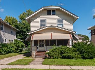 518 Simms St, Aurora, IL 60505