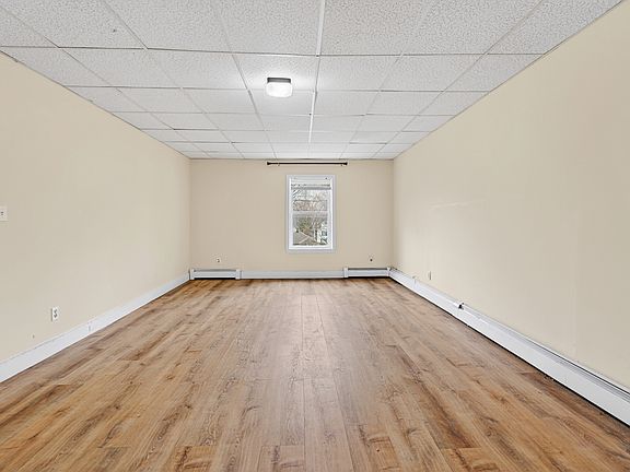 3rd image of 42 Almont St APT 3R