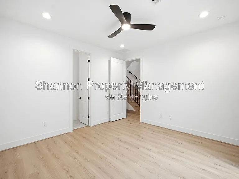 1823 Prospect St #C — Photo 8