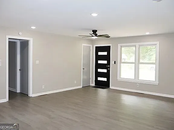 4 bed, 3.0 bath, 2172 sqft, $2,850 — Photo 3
