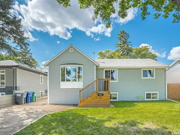 503 P AVENUE N, Saskatoon, SK S7L 2W1