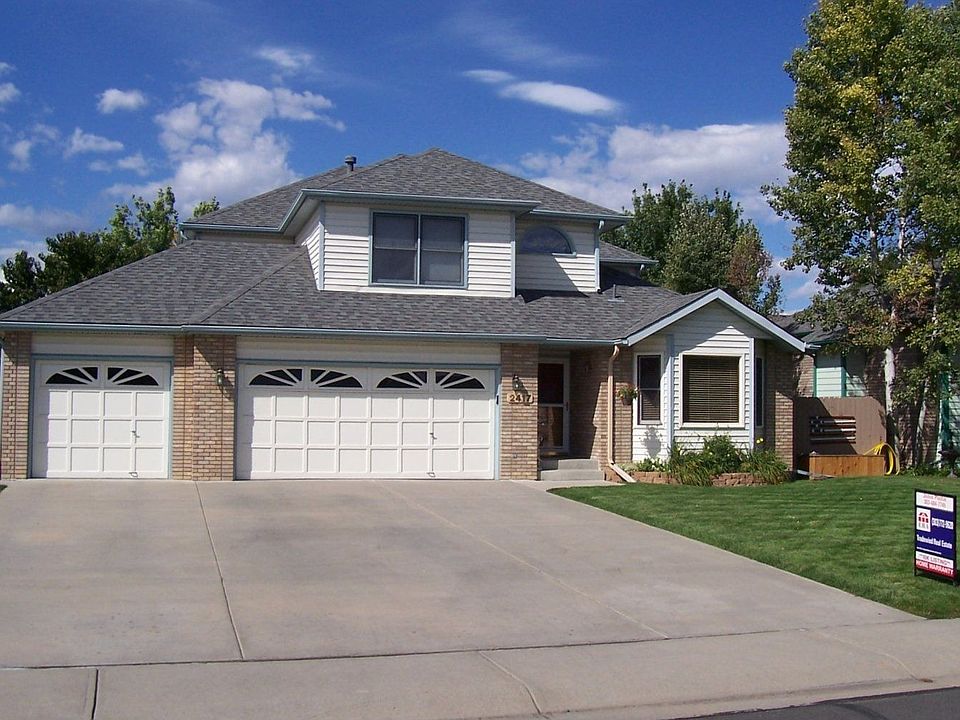 For Sale: 2417 Redwood Ct, Longmont, CO 80501