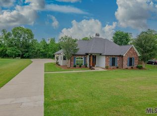10115 Meadow Ln, Denham Springs, LA 70706