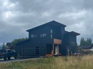 340A Columbine St #A, Alpine, WY 83128