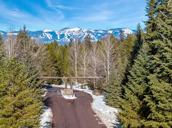 1673 Whitefish Hills Dr, Whitefish, MT 59937
