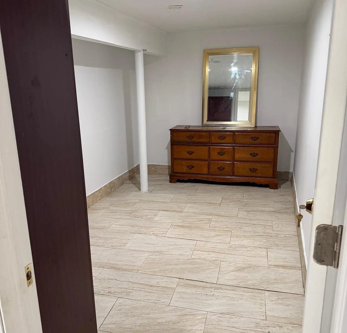 1 bed, 500 sqft, $1,700 — Photo 3