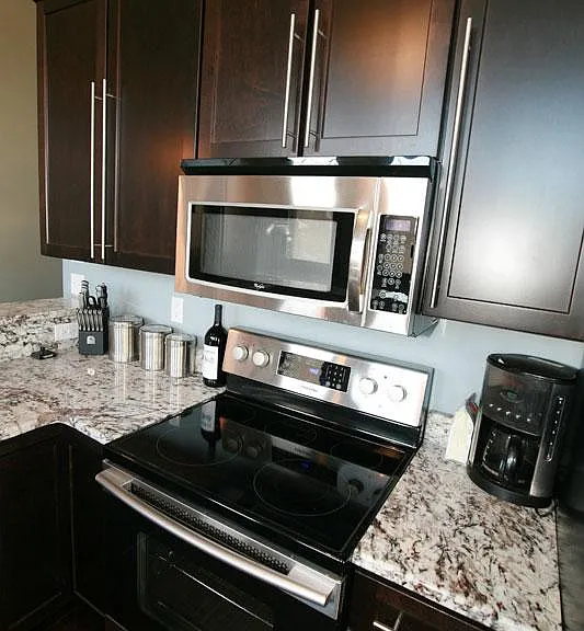 701 State St #201 — Photo 2