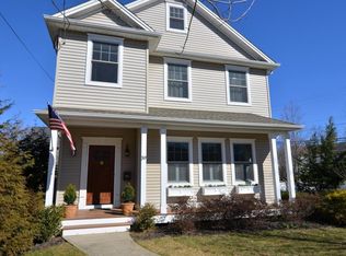39 Cedar Ave, Fair Haven, NJ 07704