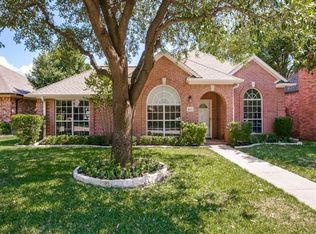 4012 Bobbin Ln, Addison, TX 75001