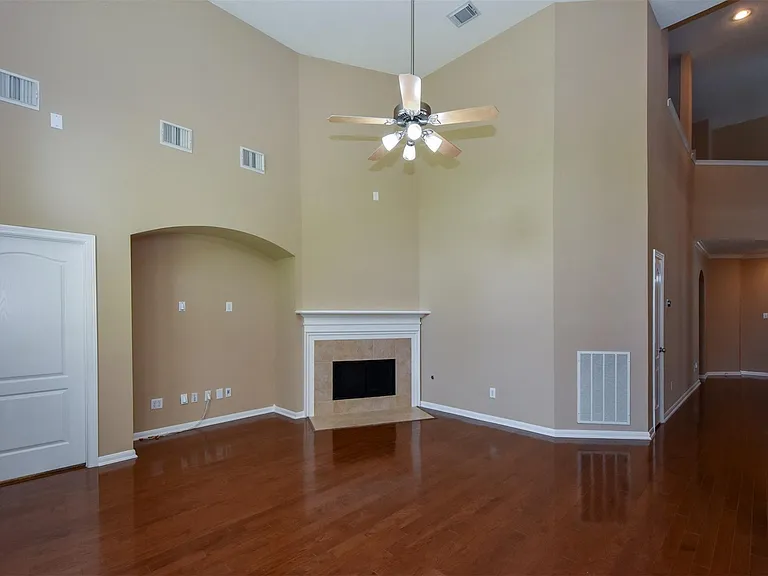 21223 Pennshore Ln — Photo 11
