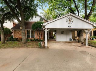 2872 Inniswood Cir, Arlington, TX 76015
